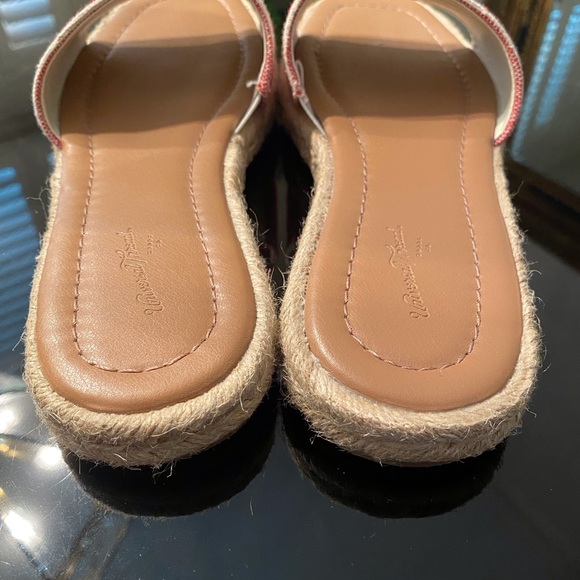 Espadrilles - Picture 3 of 5